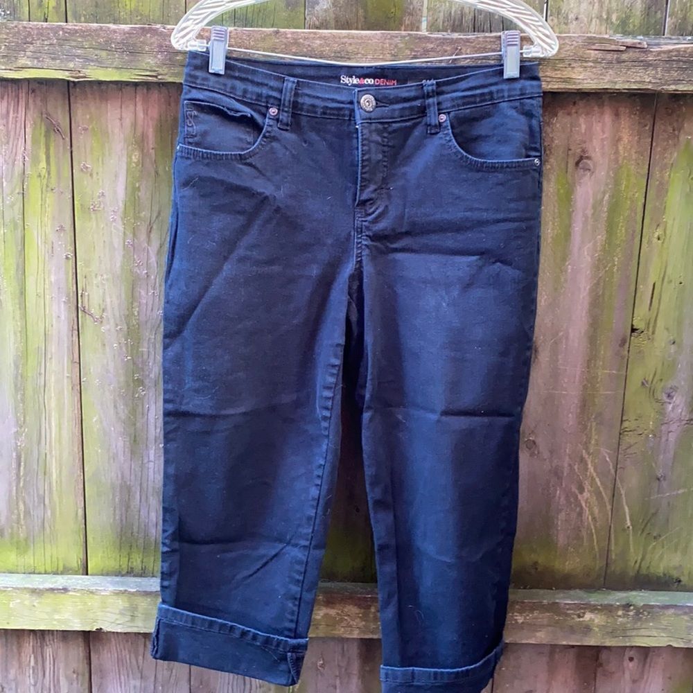 Style & Co denim capris sz. 6